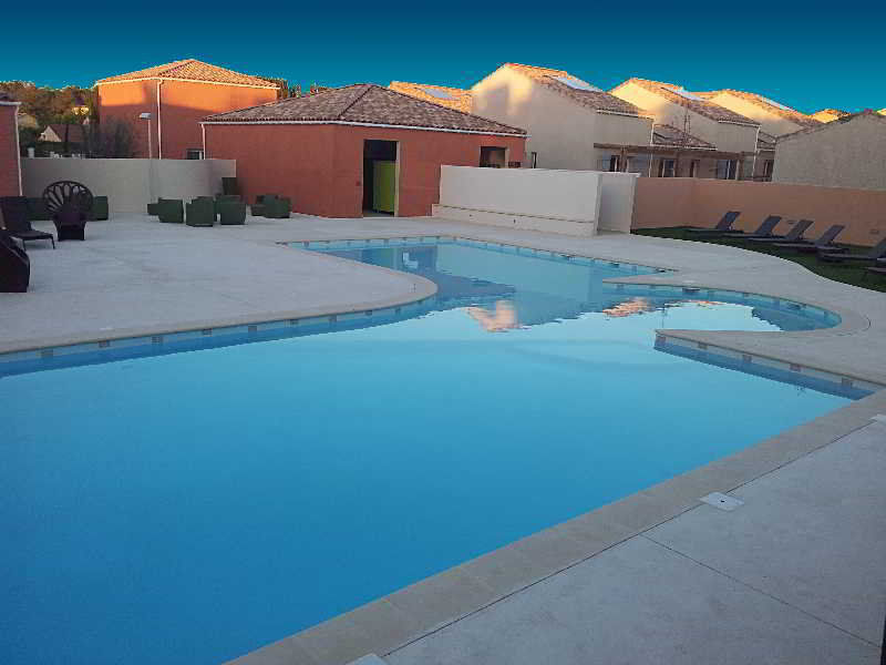 Terres De France - Le Domaine De Bacchus Hotel Saint-Christol  Exterior photo