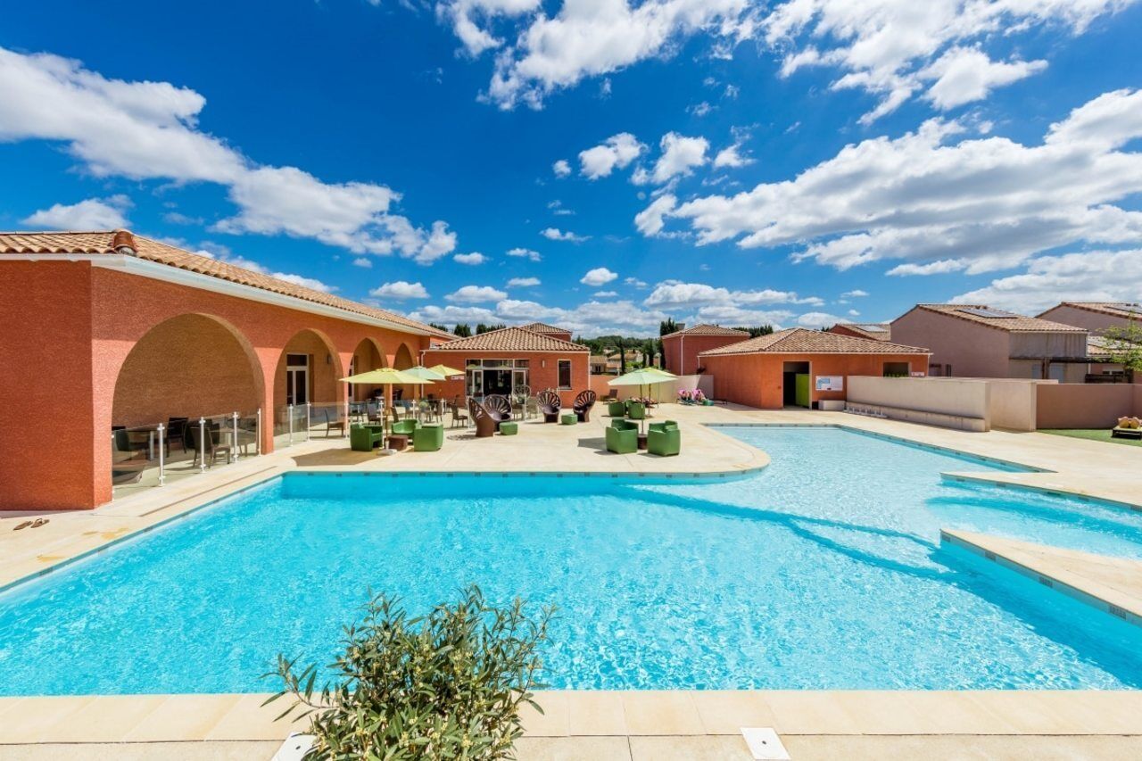 Terres De France - Le Domaine De Bacchus Hotel Saint-Christol  Exterior photo
