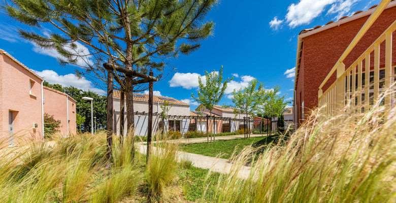 Terres De France - Le Domaine De Bacchus Hotel Saint-Christol  Exterior photo
